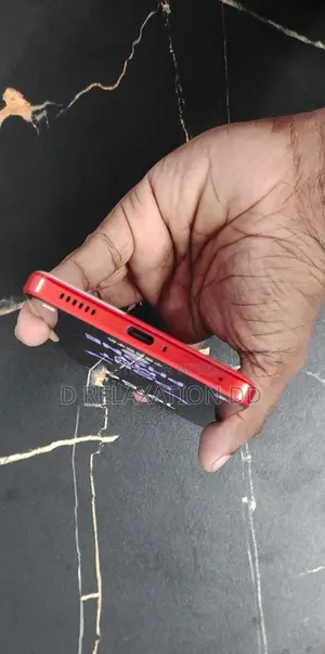 iQOO 256 GB Red