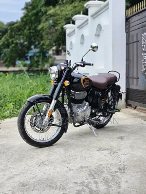 Royal Enfield Classic 350 2024 Black