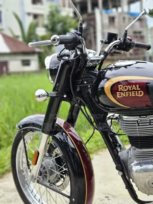 Royal Enfield Classic 350 2024 Black