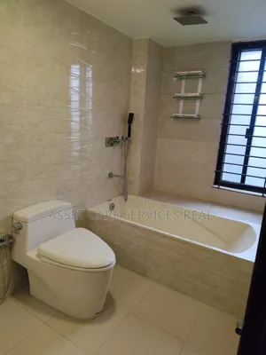 Furnished 4-bedroom Apartment in Baridhara for rent