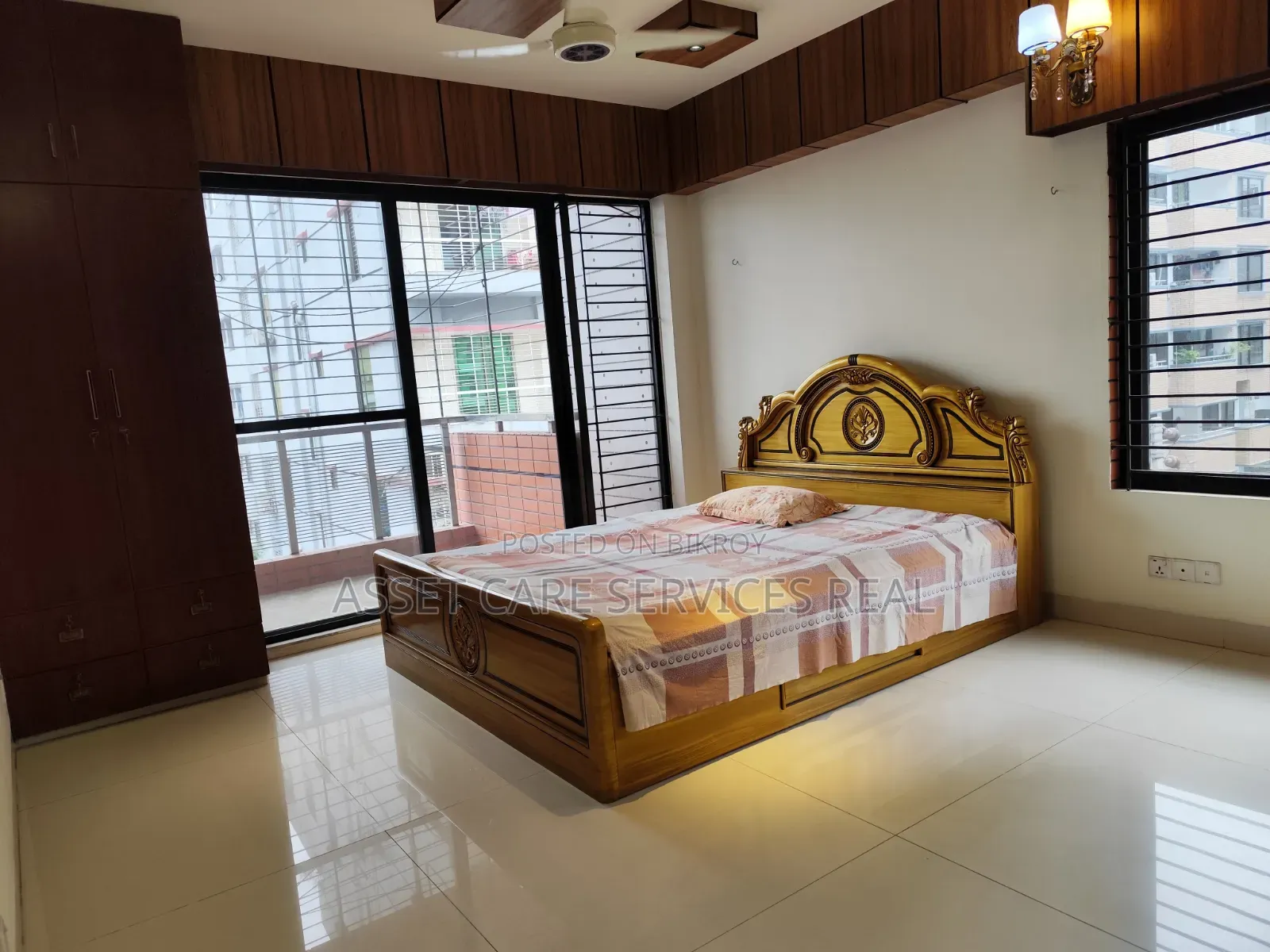 Furnished 4-bedroom Apartment in Baridhara for rent