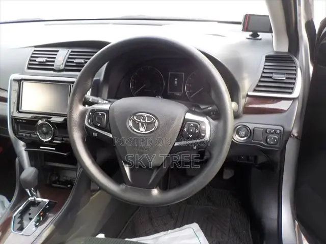 Toyota Allion 2021 Silver