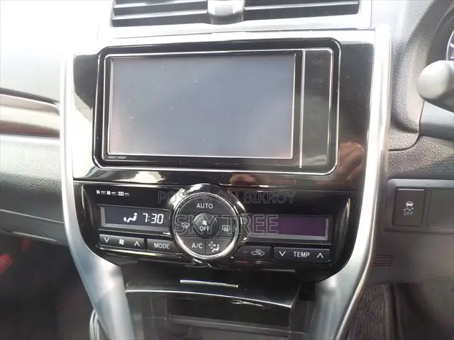 Toyota Allion 2021 Silver