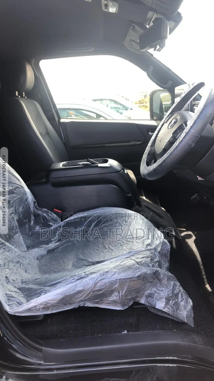 Toyota HiAce 2021 Black