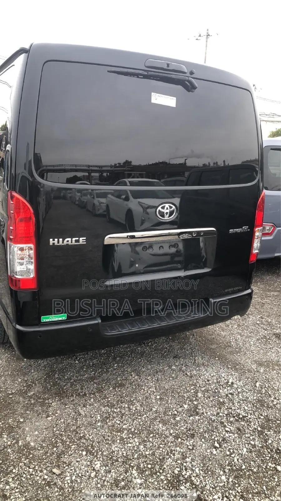 Toyota HiAce 2021 Black