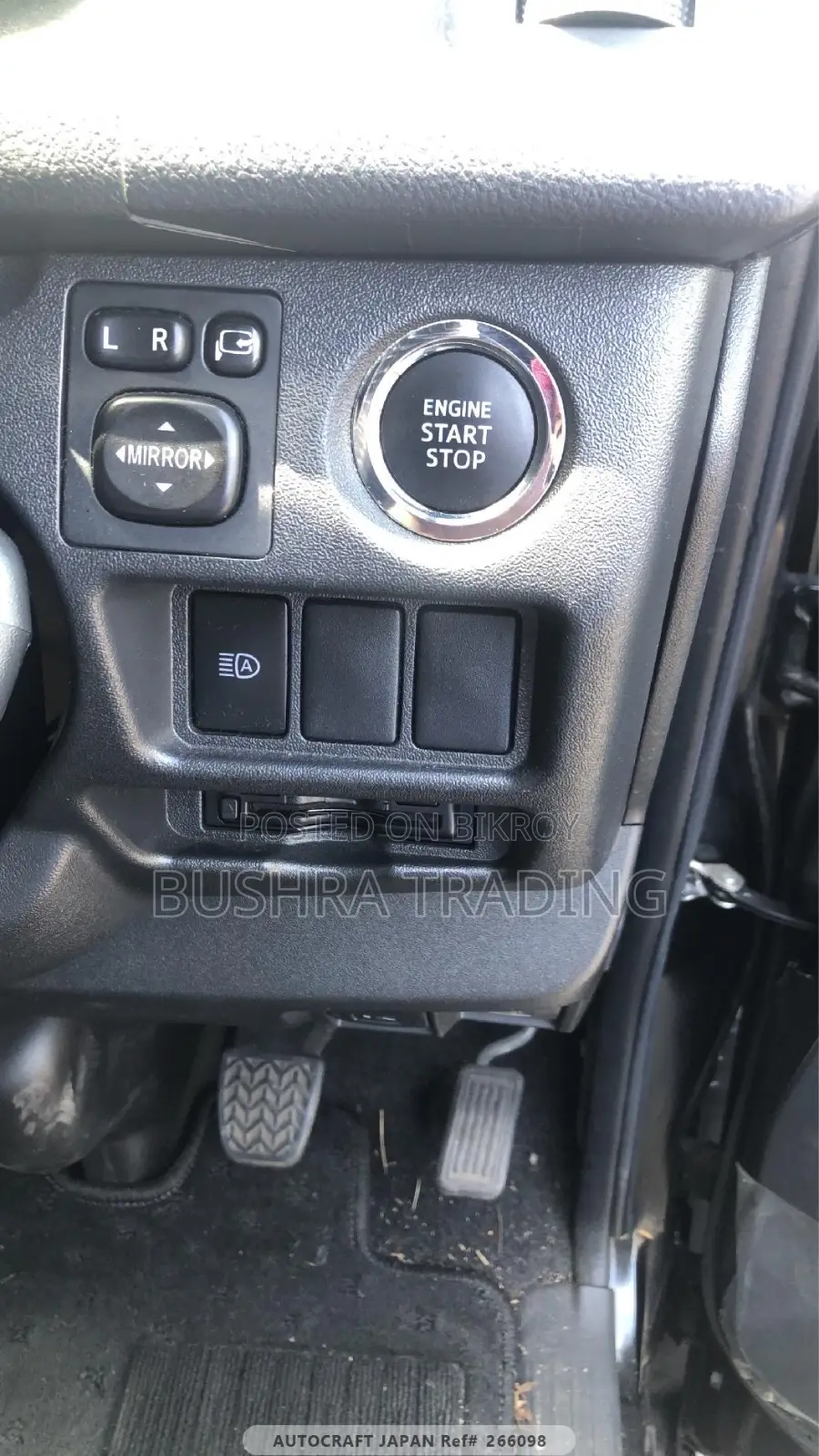 Toyota HiAce 2021 Black