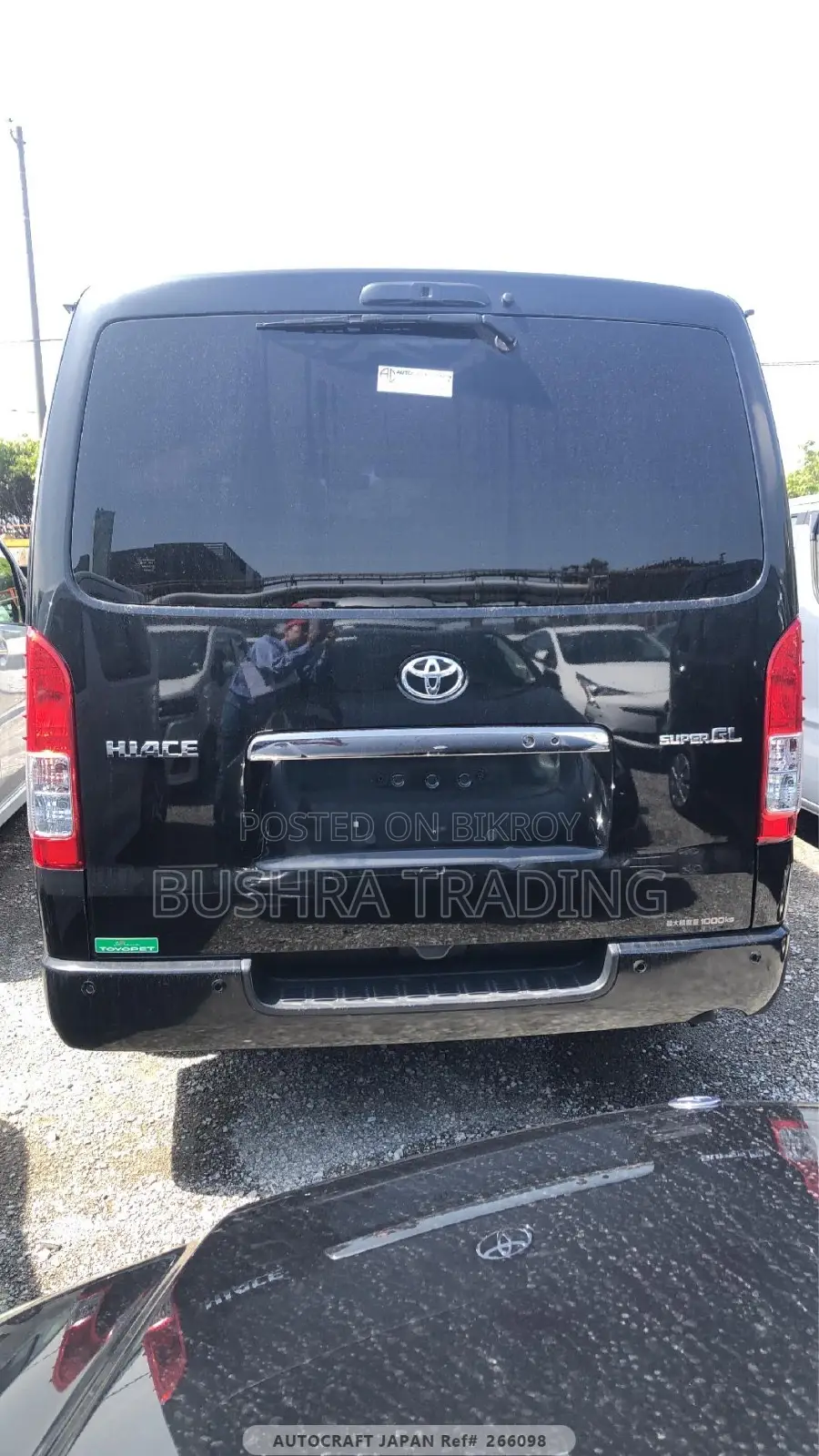 Toyota HiAce 2021 Black