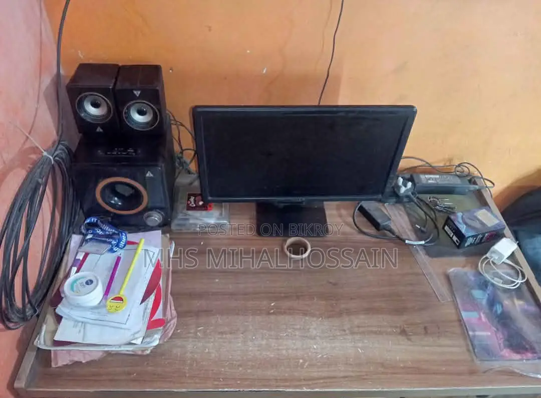 Desktop Computer Dell 4GB Intel Core i3 HDD 500GB