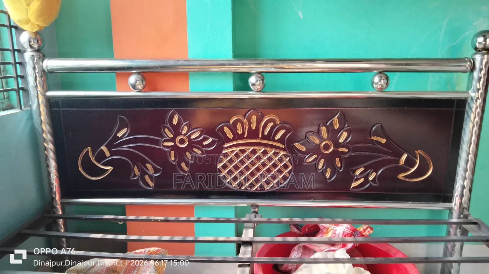 একটি স্টিলের খাট বিক্রয় করা হবে।