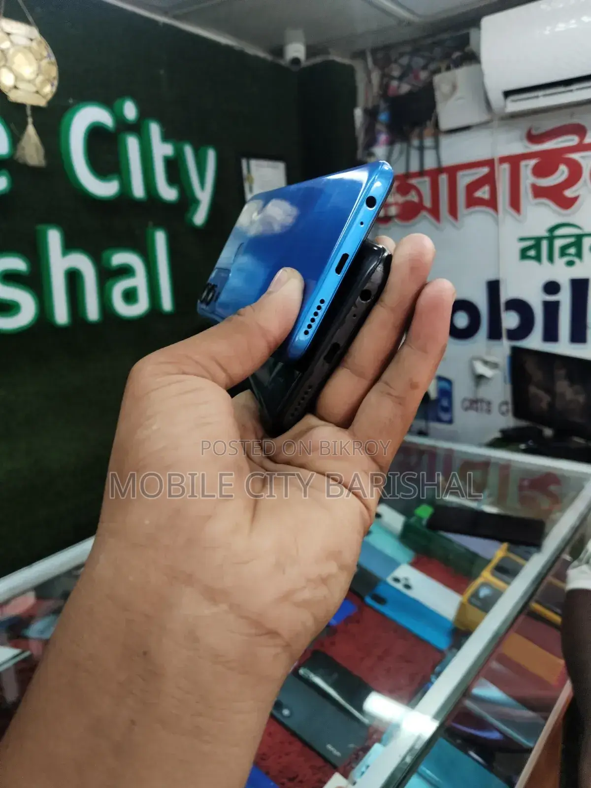 ইনফিনিক্স হট ১২আই ৬৪ জিবি ব্লু