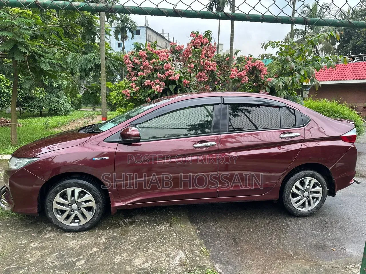 Honda Grace 2015 Red