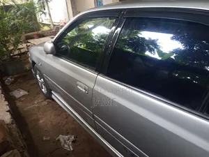 টয়োটা কারিনা ১৯৯৮ সিলভার