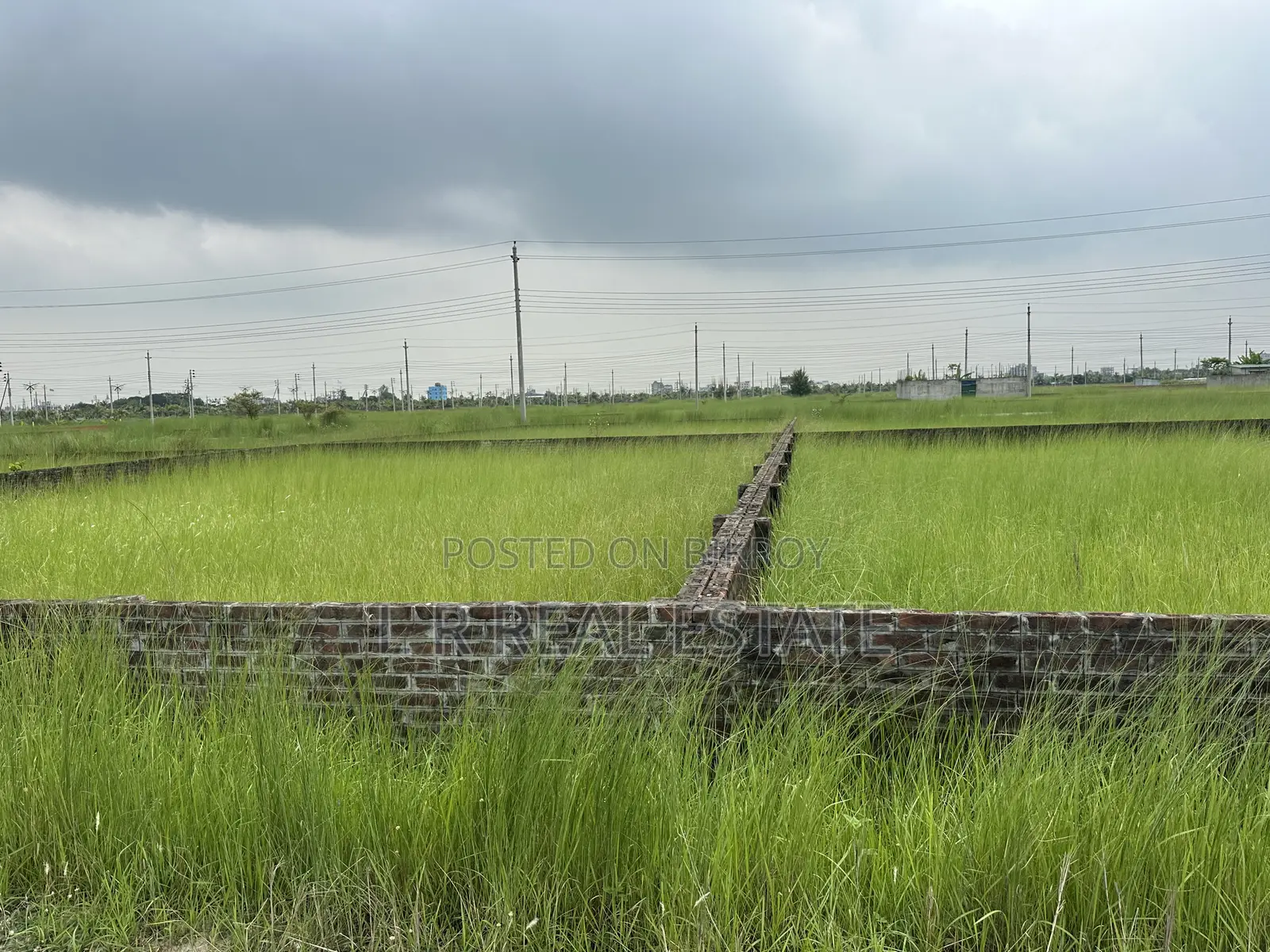 Block-N, (5+5)=10 Katha, Near- Bazar Protidin, Bashundhara