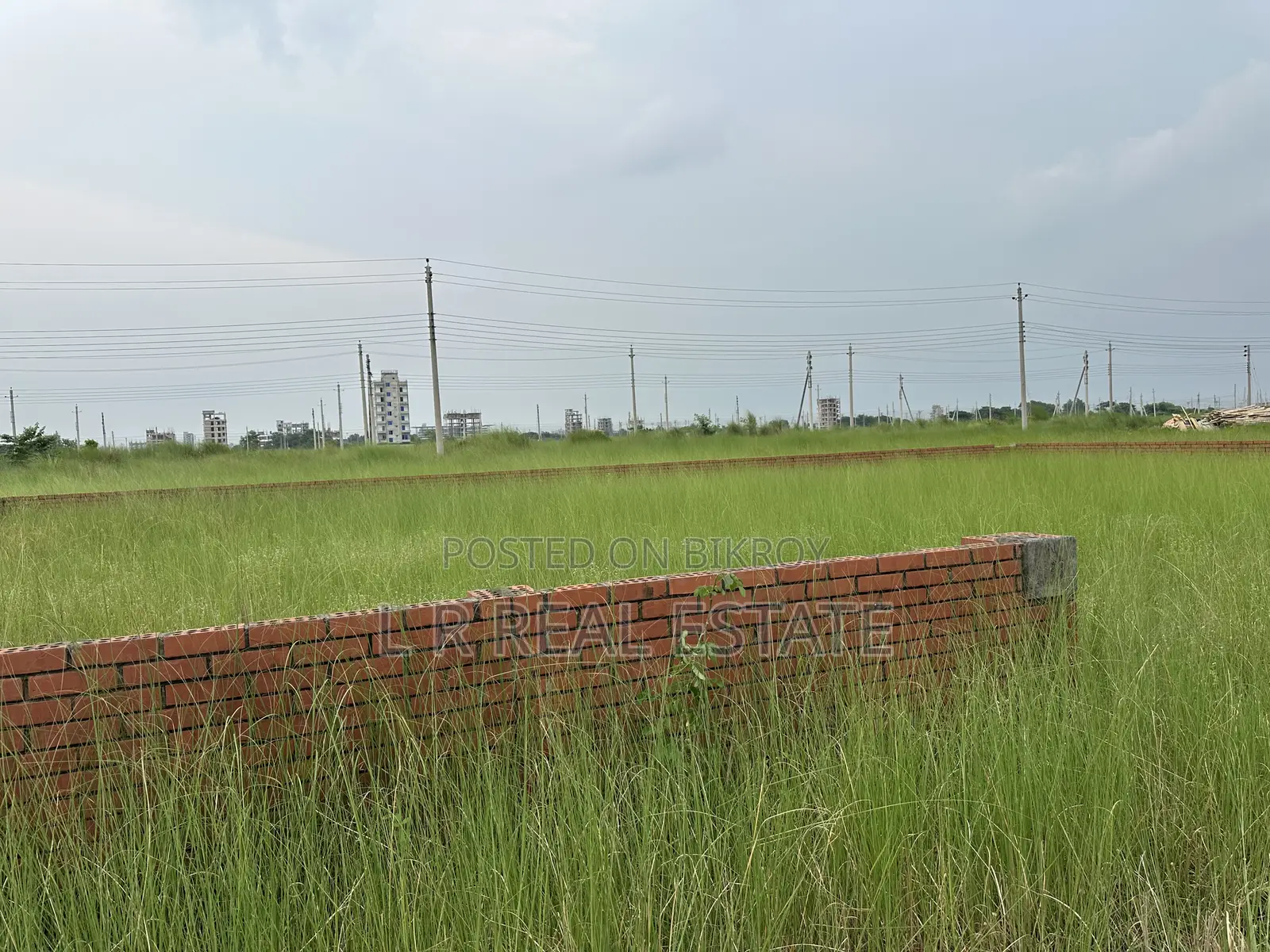 Block-N, (5+5)=10 Katha, Near- Bazar Protidin, Bashundhara