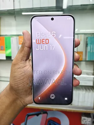 Tecno Pova ১২৮ জিবি সাদা