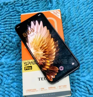 Tecno Spark 40 Pro 128 GB Black