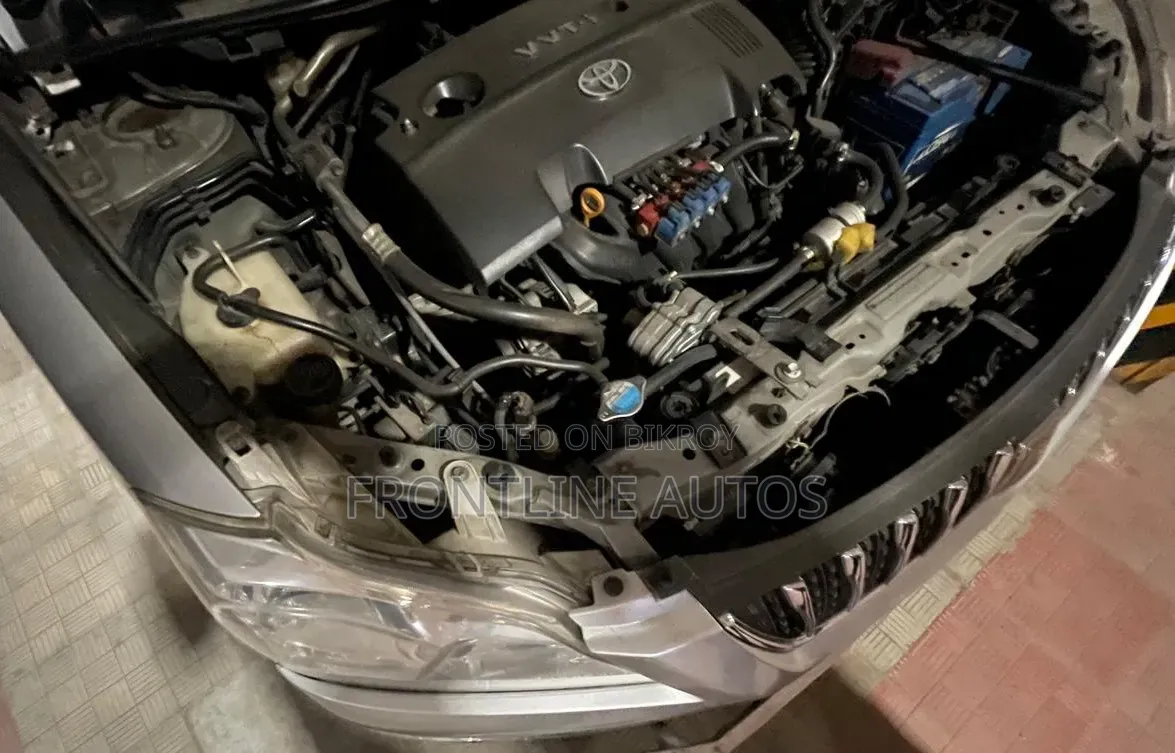 Toyota Premio 2010 Silver