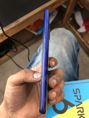 Tecno 128 GB Blue