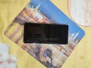 Realme 8 GB Gold