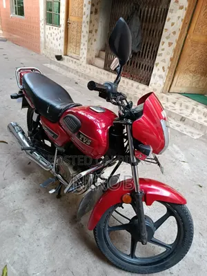 TVS Radeon 2024 Red