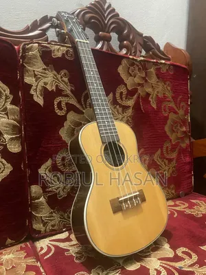 Ukulele ( Aban )