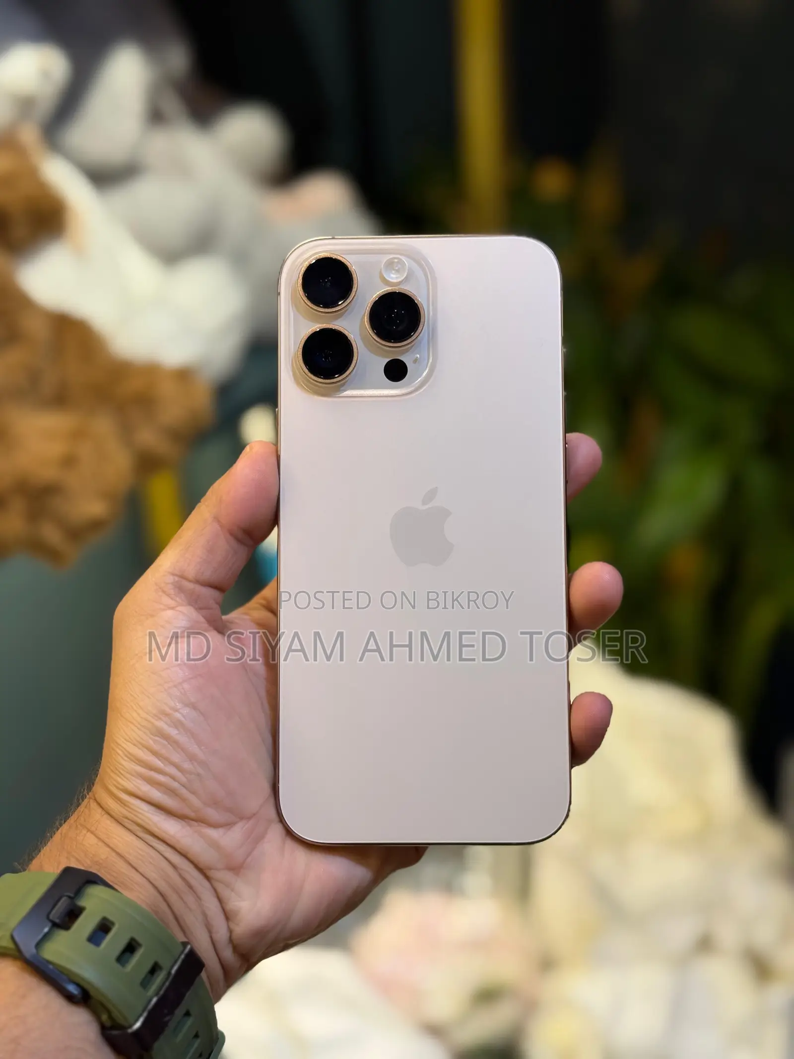 Apple iPhone 16 Pro Max 256 GB Gold