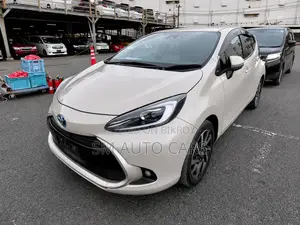 টয়োটা অ্যাকুয়া ২০২১ ব্রাউন
