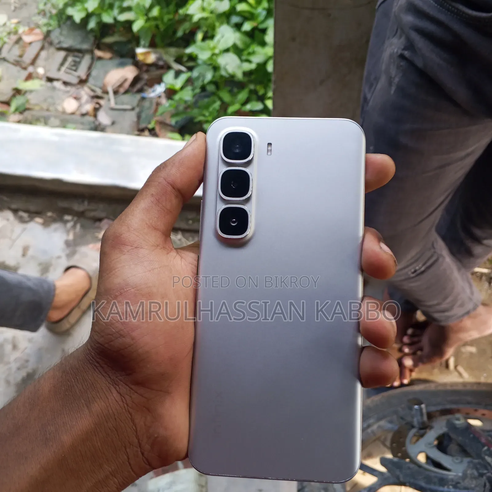New Infinix Hot 60 Pro+ 128 GB Silver