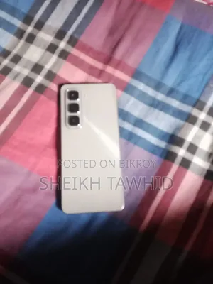 Infinix Hot 50 128 GB সাদা