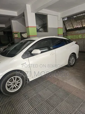 Toyota Prius 2017 Pearl