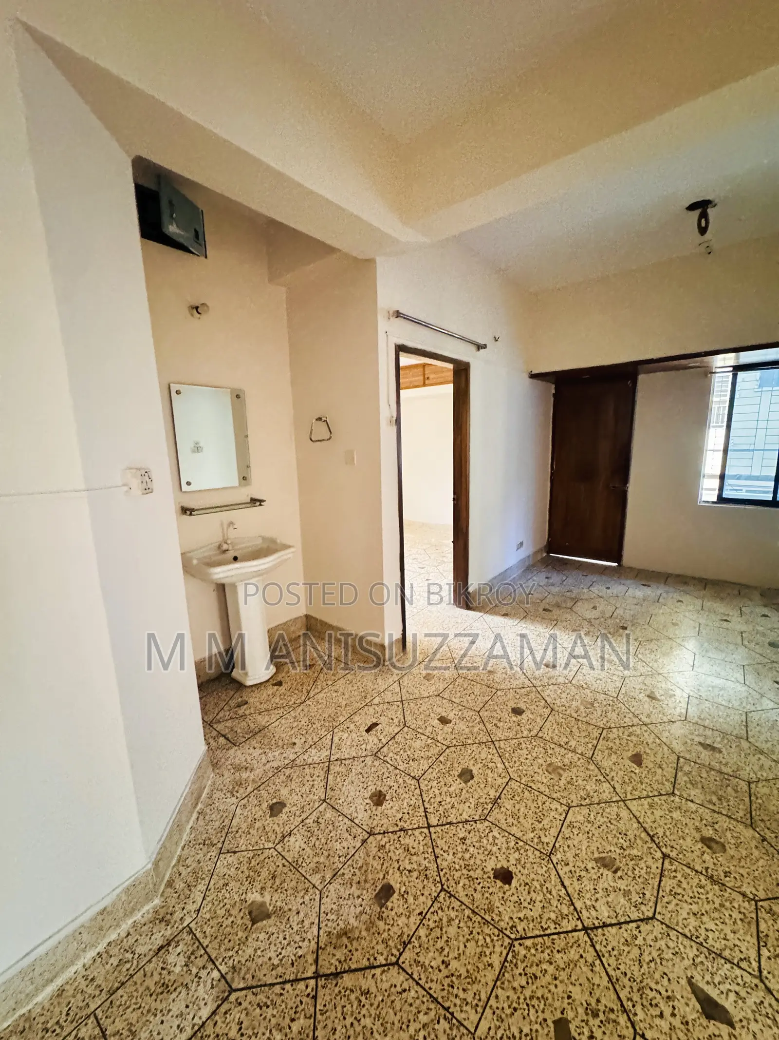 3-bedroom Apartment in Vila Asiah, Shyamoli for rent