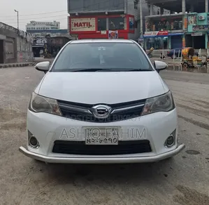 নতুন টয়োটা এক্সিও ২০১৪ সাদা