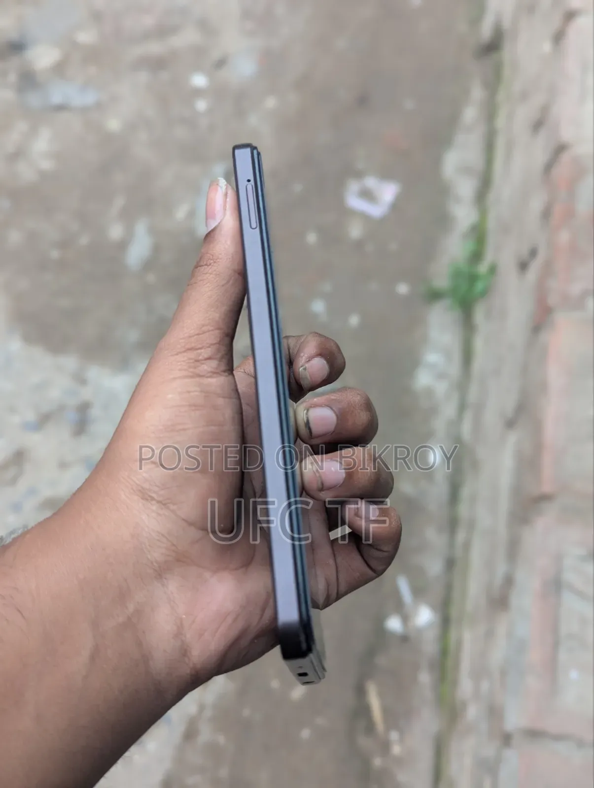 Vivo Y18 128 GB Red
