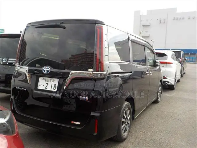 Toyota Esquire 2021 Black