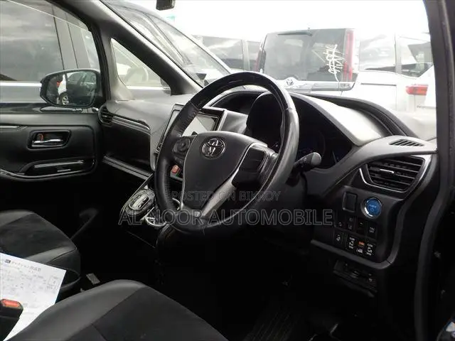 Toyota Esquire 2021 Black