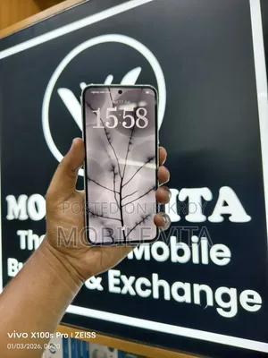 নাথিং ফোন ২ ২৫৬ জিবি সাদা