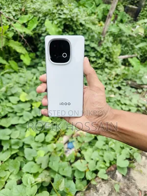 iQOO Z10 256 GB White