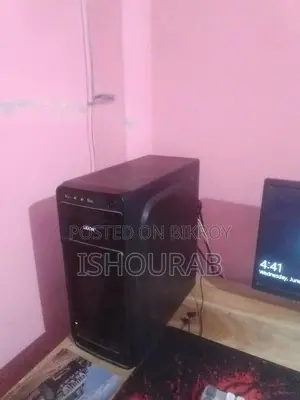 Desktop Computer Gigabyte GB-BKi7HA-7500 12GB Intel Core I5 SSD 128GB