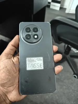 ওয়ানপ্লাস ১৩আর ২৫৬ জিবি ব্ল্যাক