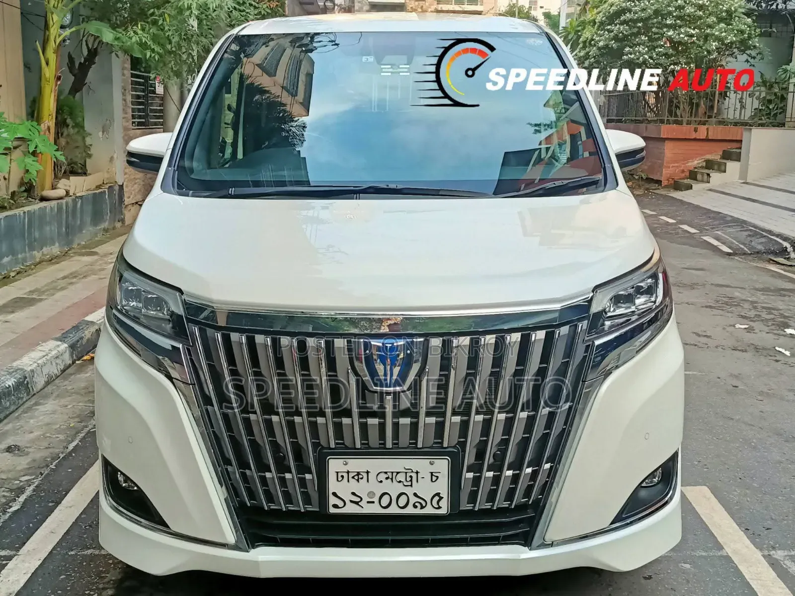 Toyota Esquire 1.8 Front Wheel Drive Hybrid (7 seater) 2019 Pearl