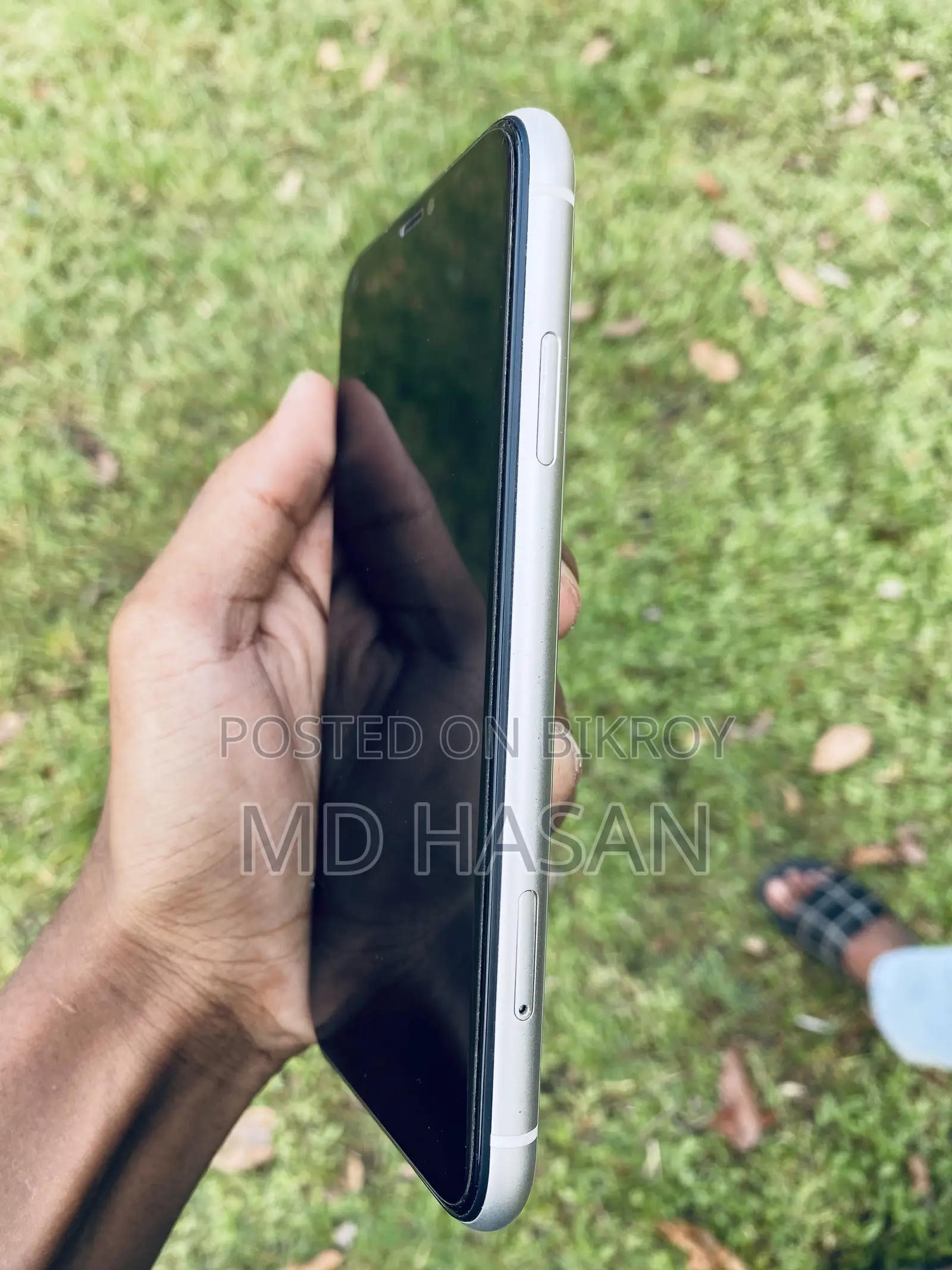 অ্যাপল আইফোন ১১ প্রো ৬৪ জিবি সাদা
