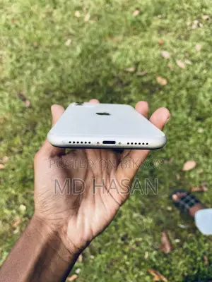 অ্যাপল আইফোন ১১ প্রো ৬৪ জিবি সাদা