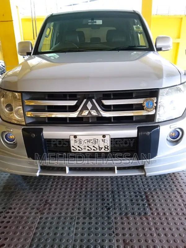 Mitsubishi Pajero 2007