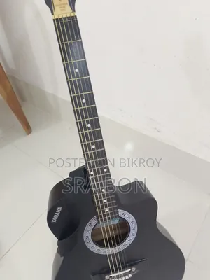জরুরি বিক্রি : ভালো কন্ডিশনের Yamaha Model:Y381 গিটার