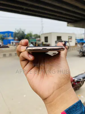 Apple iPhone XS 256 GB Gold