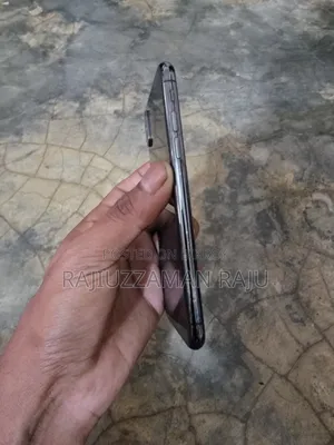 Apple iPhone XS 64 GB Black