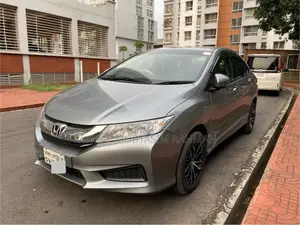Honda Grace 2015 Gray