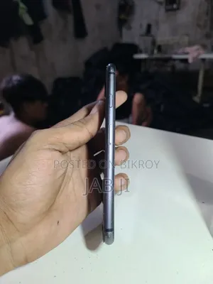 Apple iPhone 8 64 GB Black