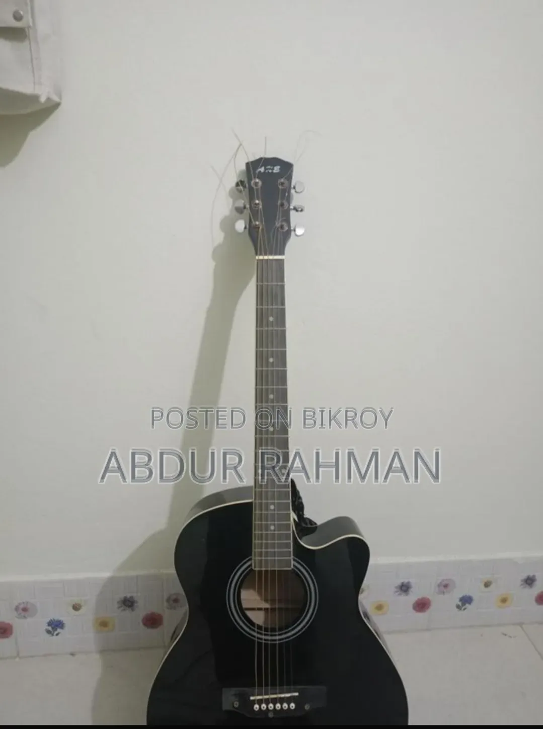 Axe 52c Acoustic Guiter for Sell