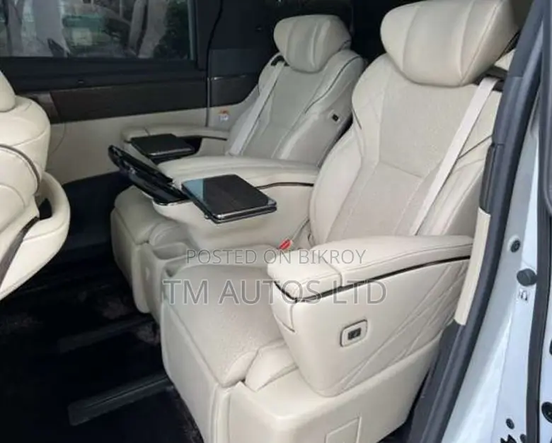 Toyota Alphard 2023 Pearl